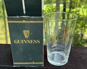 Guinness Logo Pint Glass 16 Oz Clear Glass Beer Tumbler Gold Harp Design In Box!